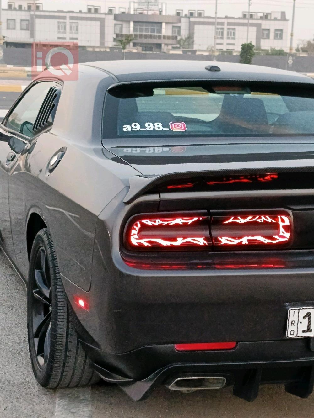 Dodge Challenger